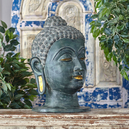 Большая зеленая статуэтка голова Будды